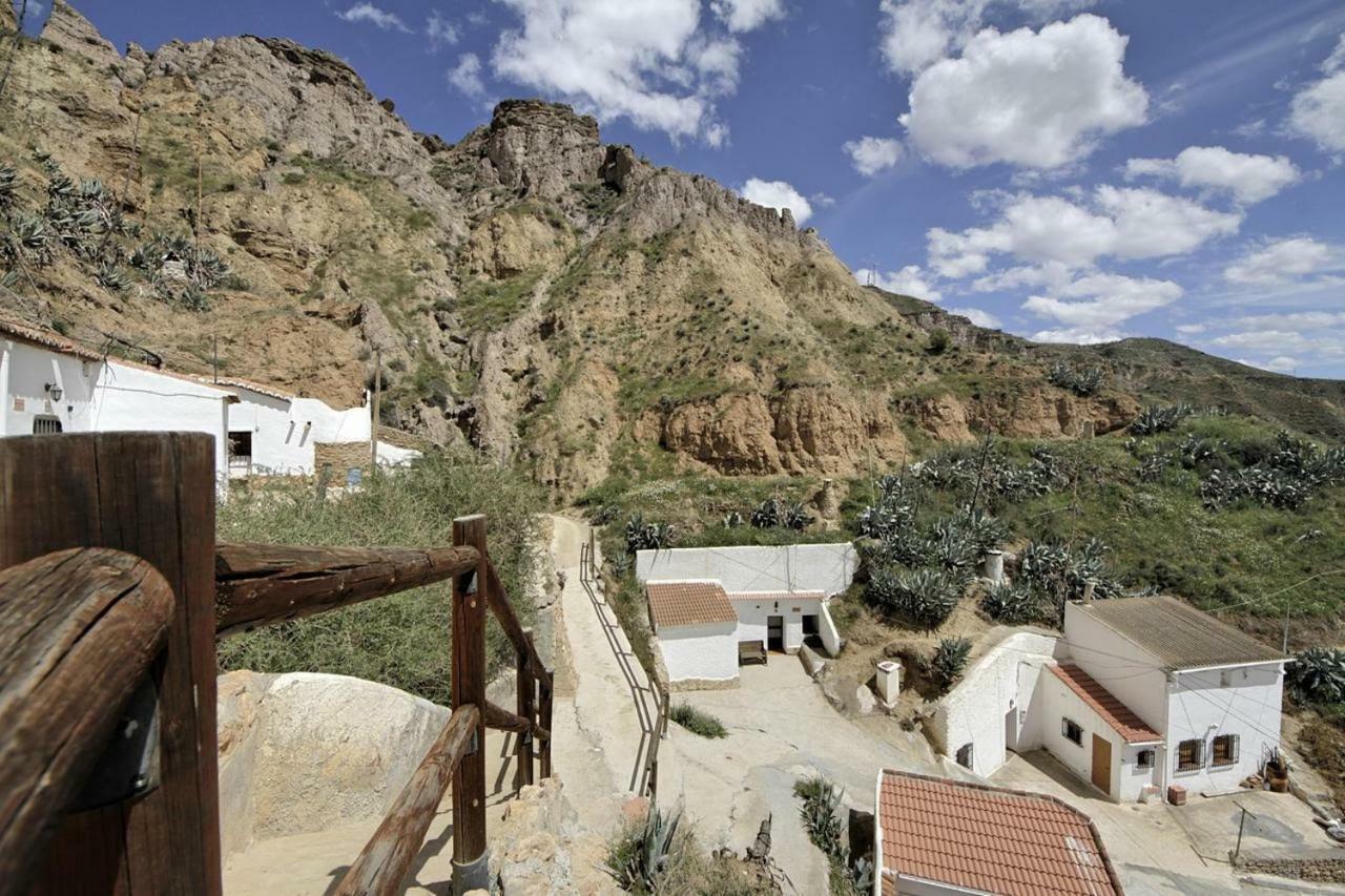 فيلا Cueva Alcazar Gorafe المظهر الخارجي الصورة