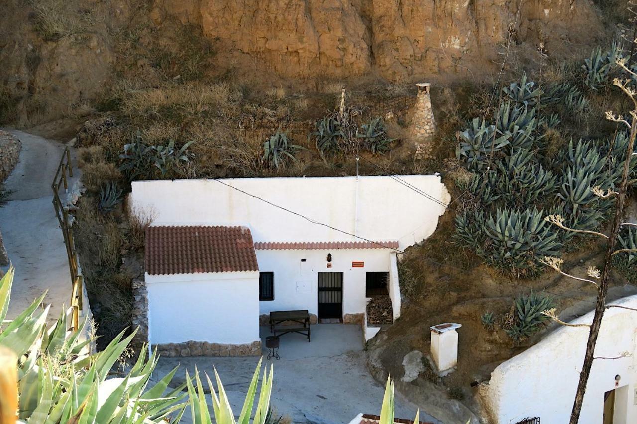 فيلا Cueva Alcazar Gorafe المظهر الخارجي الصورة